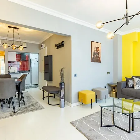 Apartment Flat Central Location On Rumeli Street Nisantasi *