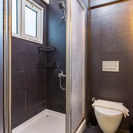 Apartment Flat Central Location On Rumeli Street Nisantasi *